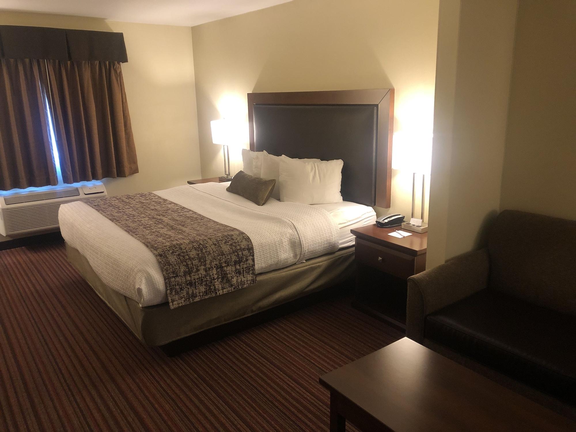 Best Western Plus Sparta Trail Lodge Bagian luar foto