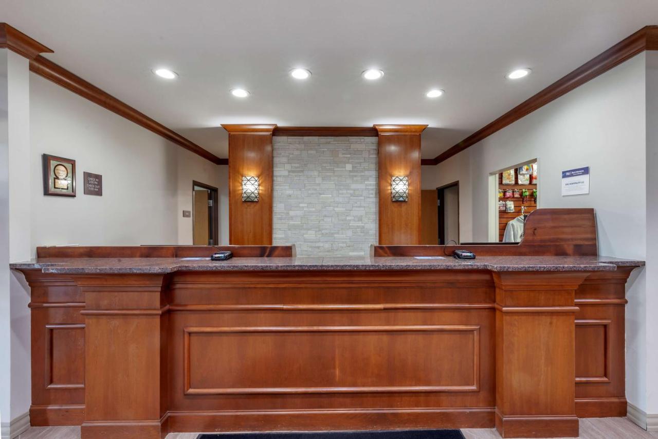 Best Western Plus Sparta Trail Lodge Bagian luar foto