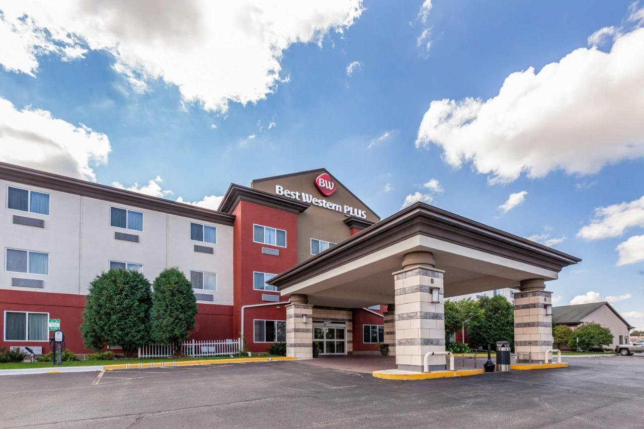 Best Western Plus Sparta Trail Lodge Bagian luar foto