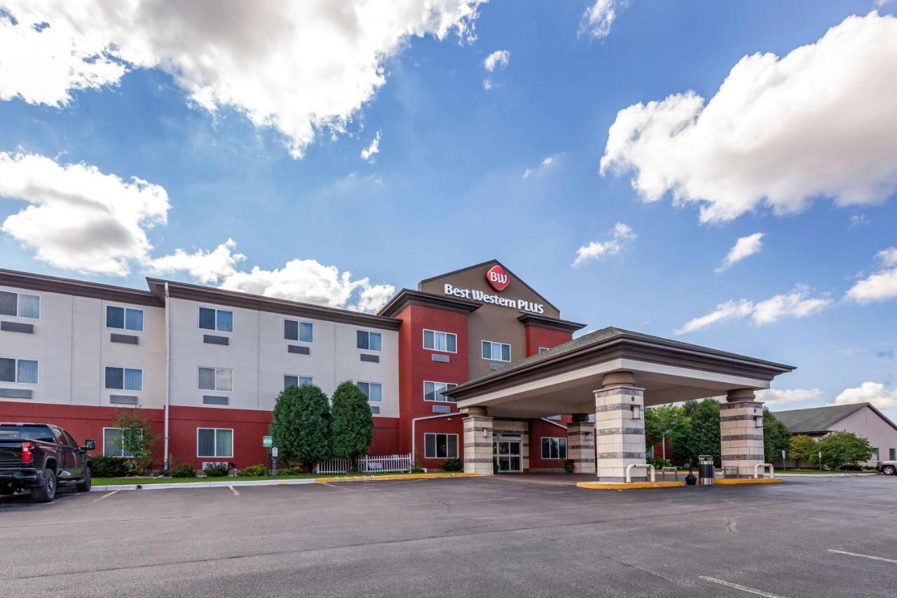 Best Western Plus Sparta Trail Lodge Bagian luar foto