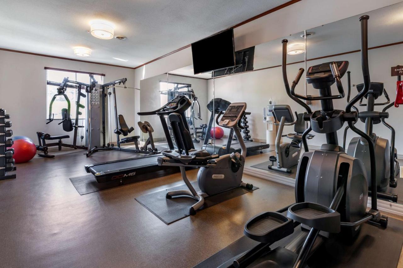 Best Western Plus Sparta Trail Lodge Bagian luar foto
